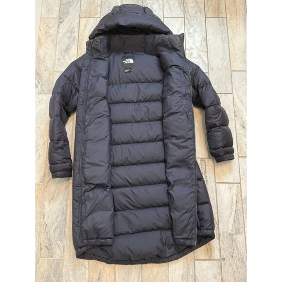 The North Face women medium Metropolis Parka III navy 550 puffer coat MSRP $299 - Picture 4 of 10